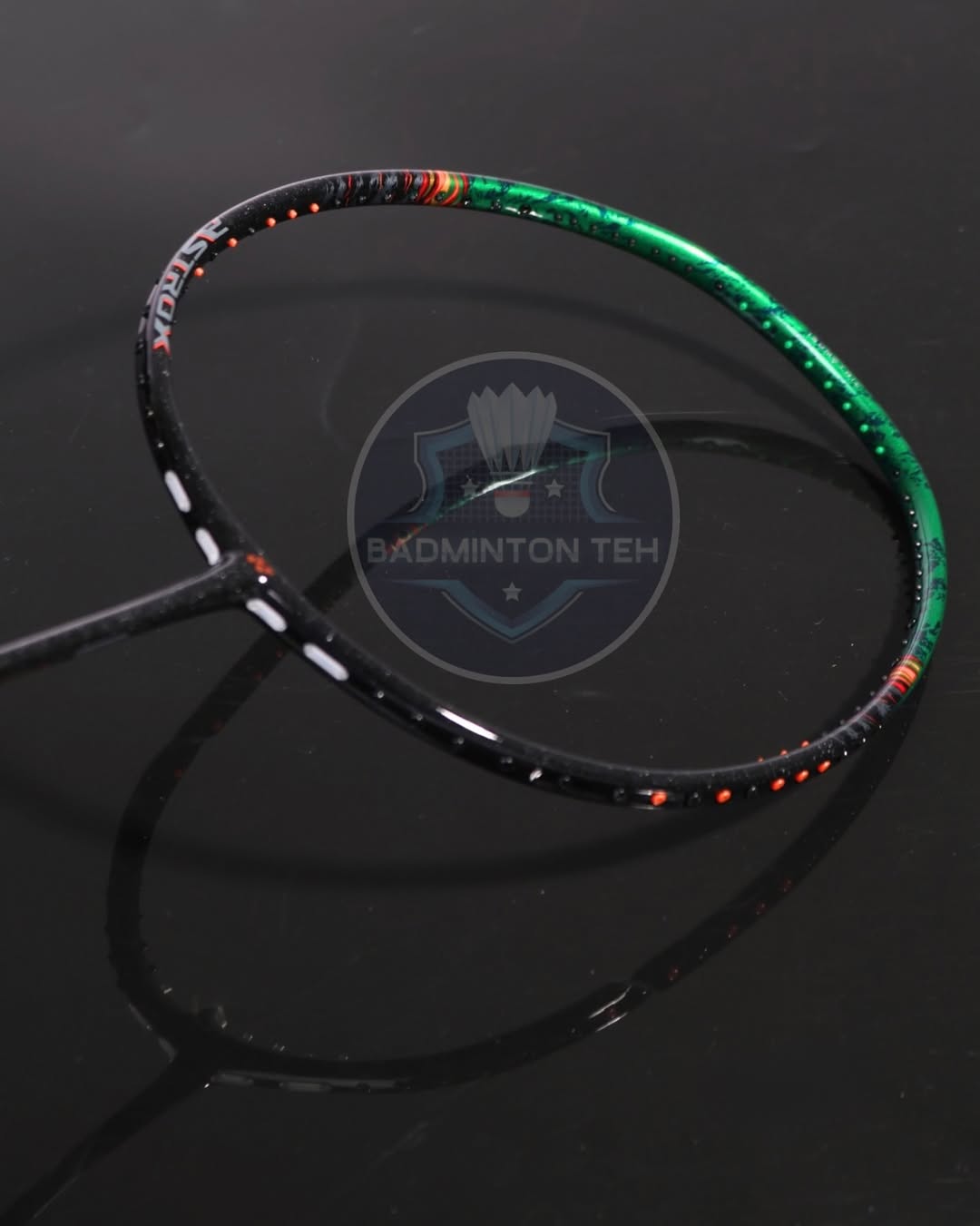 راکت بدمینتون Yonex Astrox 99 Game